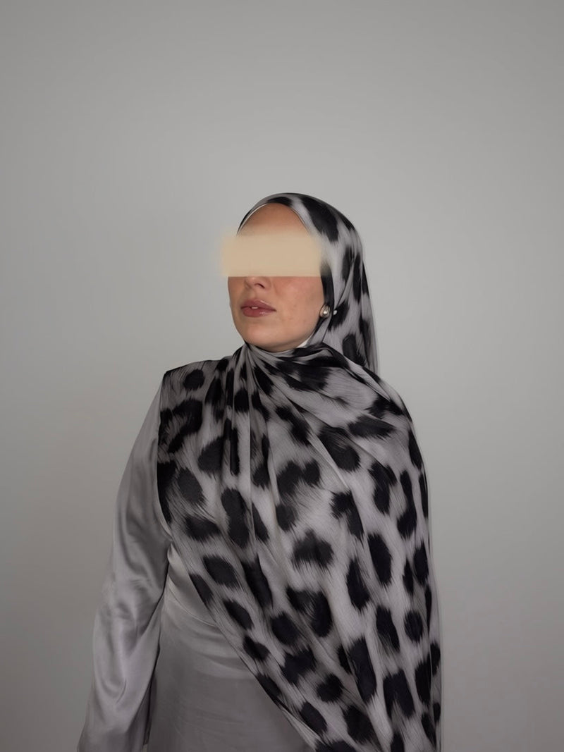 Snow Leopard Hijab en Modal Imprimé