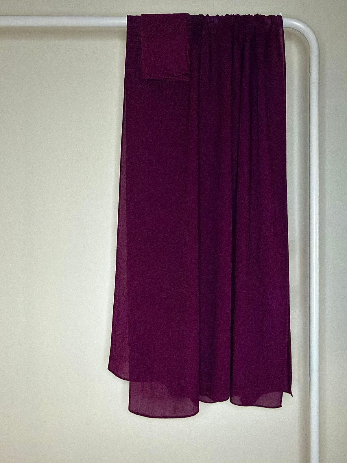 Pomegranate Noir Modal Set
