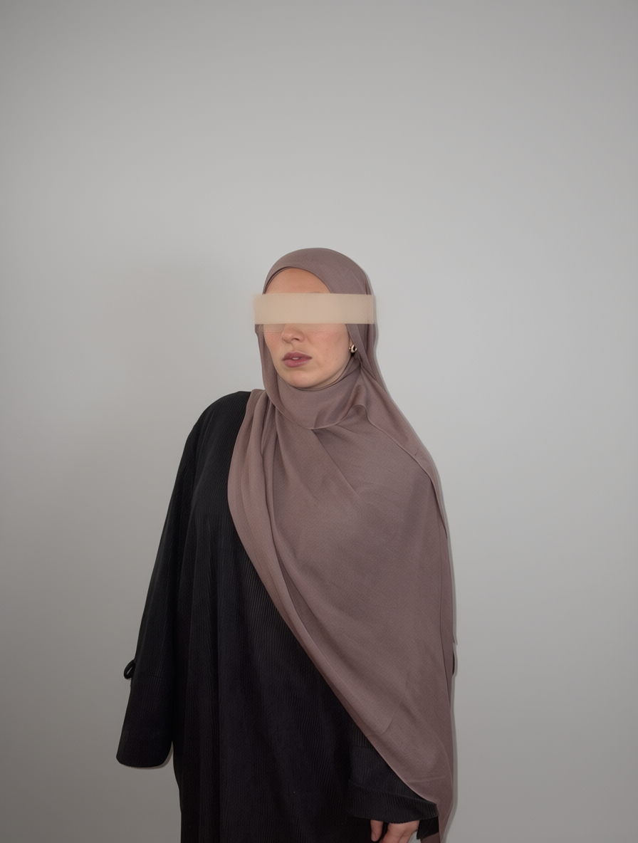 Ensemble modal taupe foncé