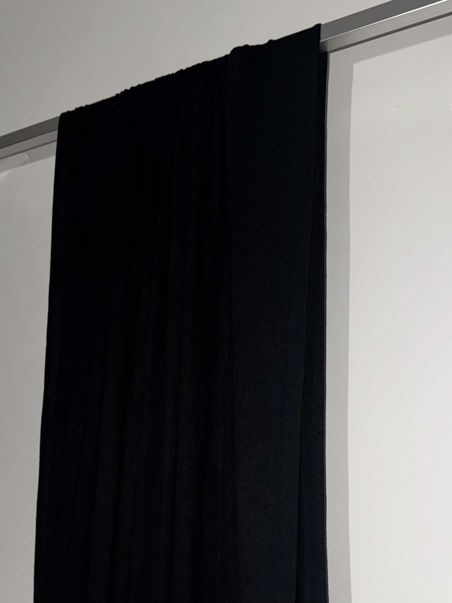 Noir Bamboo Jersey Hijab